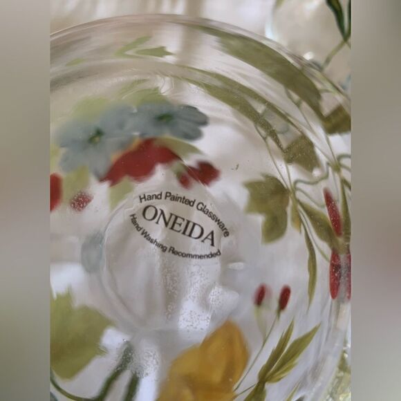 Oneida hand painted glassware - Picture 10 of 11
